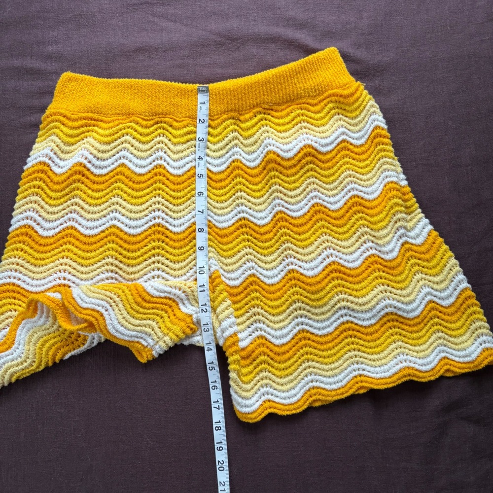Casablanca Tennis Club Yellow White Chevron Wavey Crochet Knit Shorts Large - Picture 6 of 8